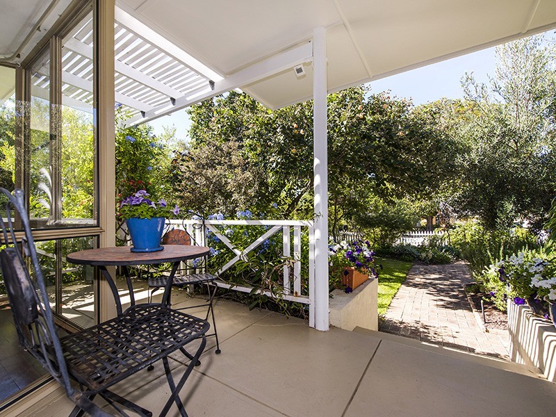 5 Carroll Street, Ardross WA 6153