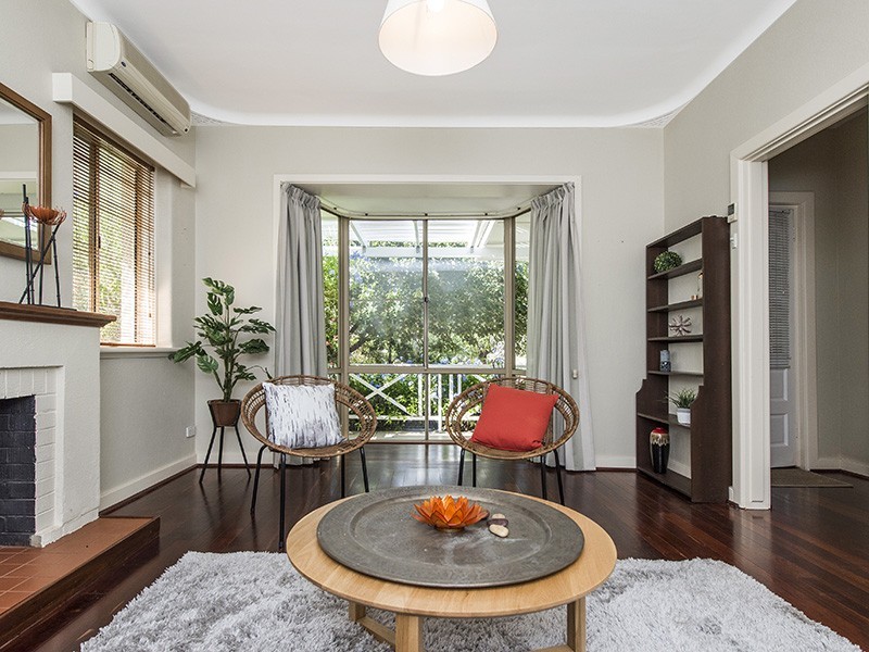 5 Carroll Street, Ardross WA 6153