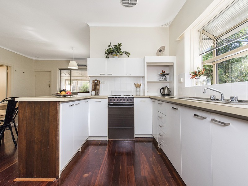 5 Carroll Street, Ardross WA 6153