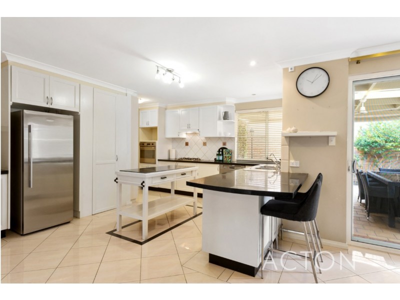 72 Glenelg Street, Mount Pleasant WA 6153