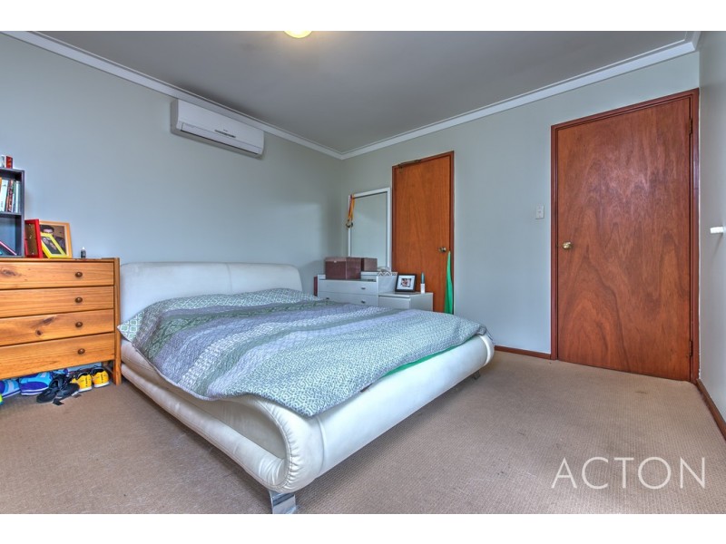 20A Barrow Crescent, Shelley WA 6148