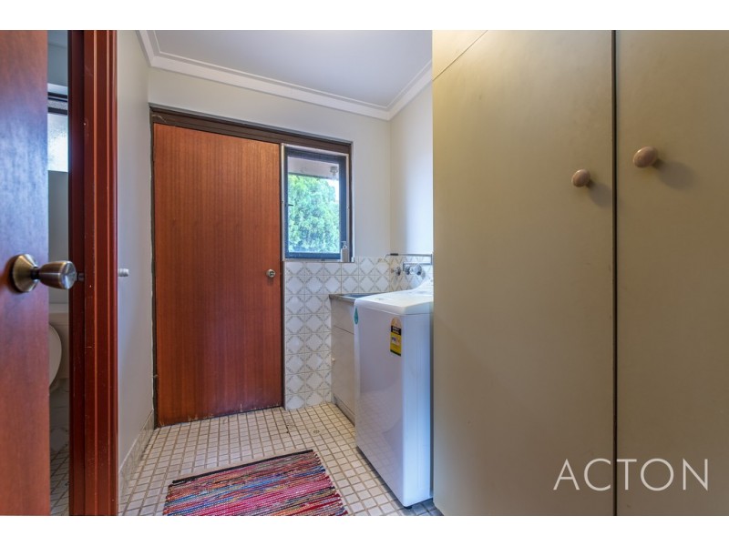 20A Barrow Crescent, Shelley WA 6148