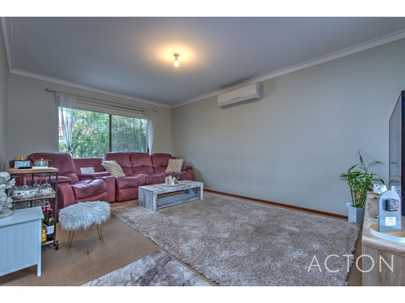 20A Barrow Crescent, Shelley WA 6148