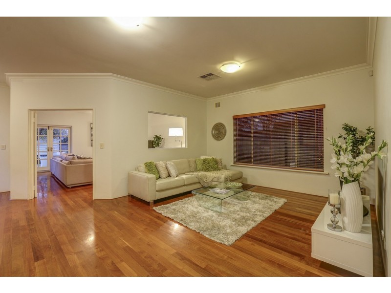 23a Henley Road, Mount Pleasant WA 6153