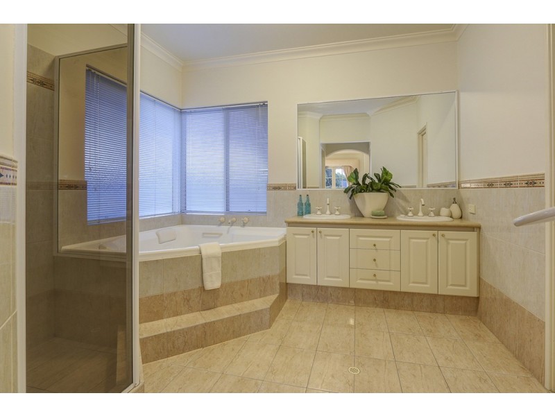 23a Henley Road, Mount Pleasant WA 6153