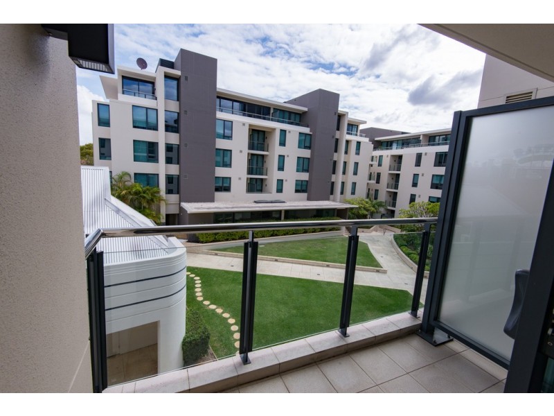 E303/70 Canning Beach Rd, Applecross WA 6153