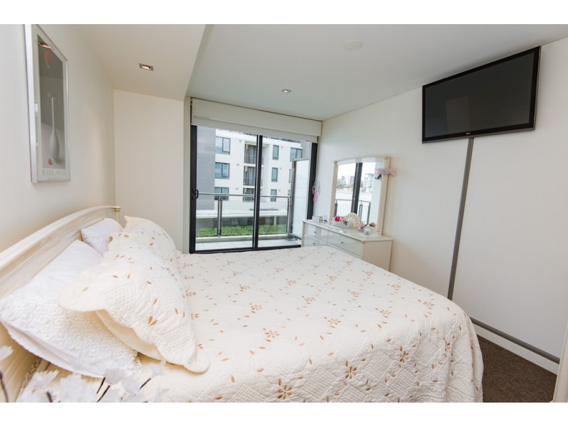 E303/70 Canning Beach Rd, Applecross WA 6153