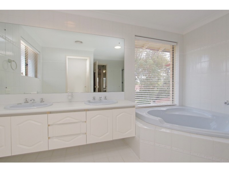 30 Neesham Street, Booragoon WA 6154