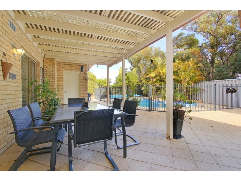 30 Neesham Street, Booragoon WA 6154