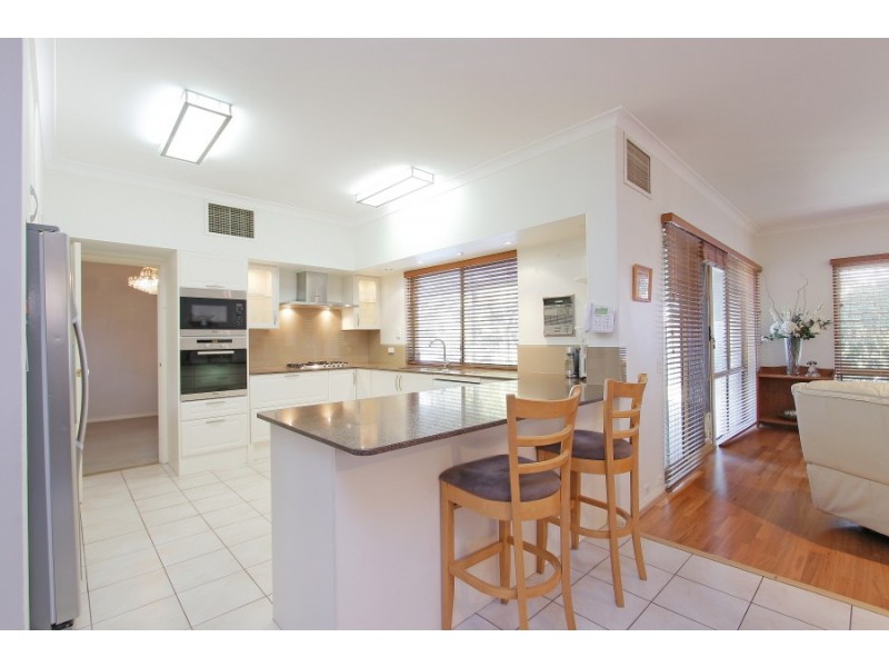 30 Neesham Street, Booragoon WA 6154