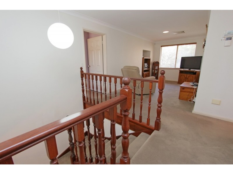 30 Neesham Street, Booragoon WA 6154