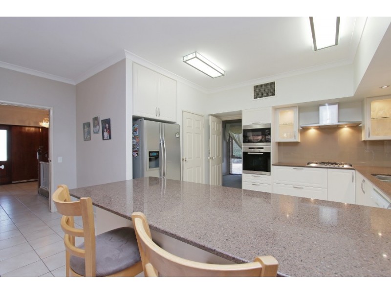 30 Neesham Street, Booragoon WA 6154