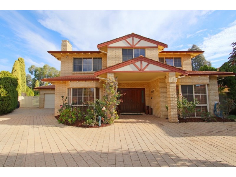 30 Neesham Street, Booragoon WA 6154