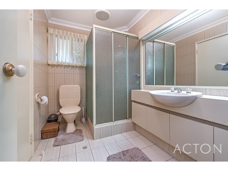 10A Fourth Avenue, Applecross WA 6153