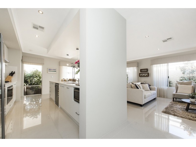 5 Dempsey Road, Piara Waters WA 6112