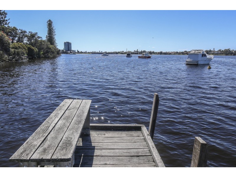 1/13 Helm Street, Mount Pleasant WA 6153