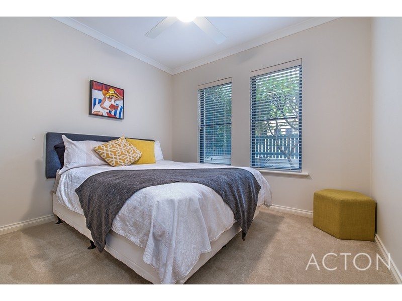 30 Speedy Cheval Street, East Fremantle WA 6158
