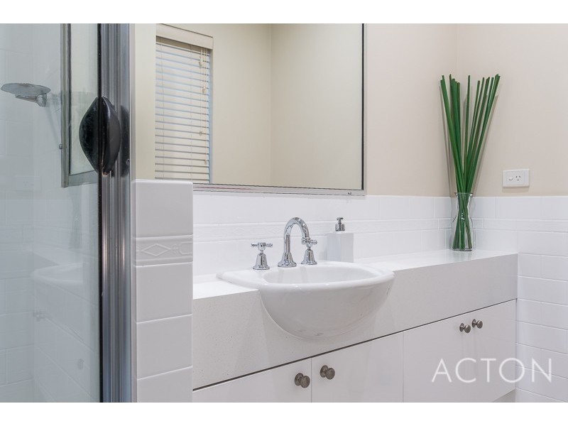 30 Speedy Cheval Street, East Fremantle WA 6158