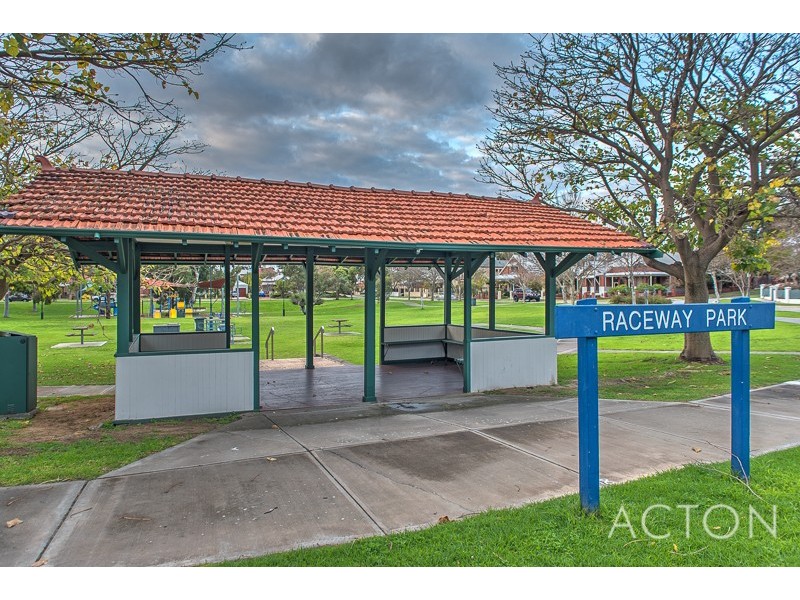 30 Speedy Cheval Street, East Fremantle WA 6158