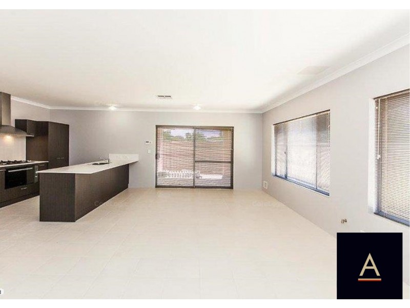17 Crellin Way, Cloverdale WA 6105
