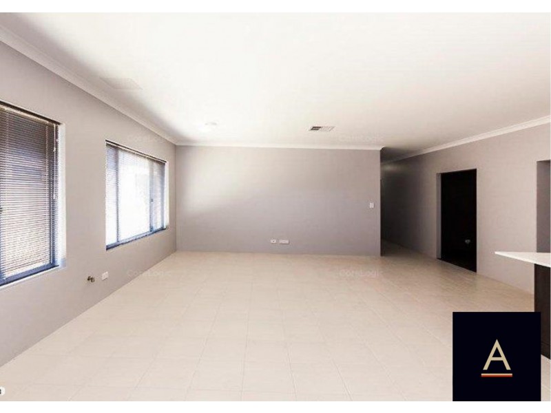 17 Crellin Way, Cloverdale WA 6105