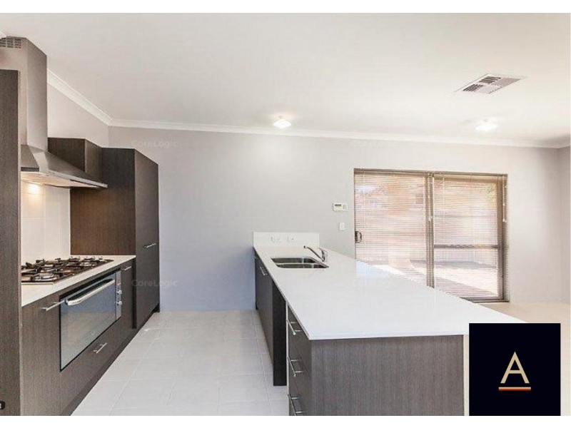 17 Crellin Way, Cloverdale WA 6105
