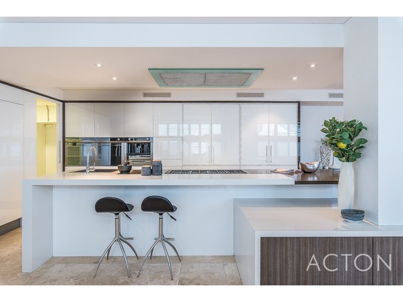 25B DUNKLEY AVENUE, Applecross WA 6153