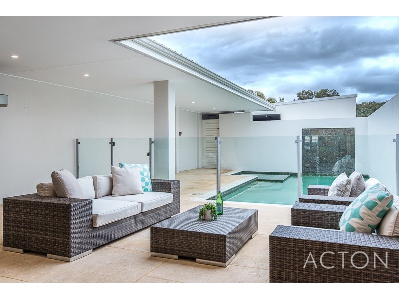 25B DUNKLEY AVENUE, Applecross WA 6153