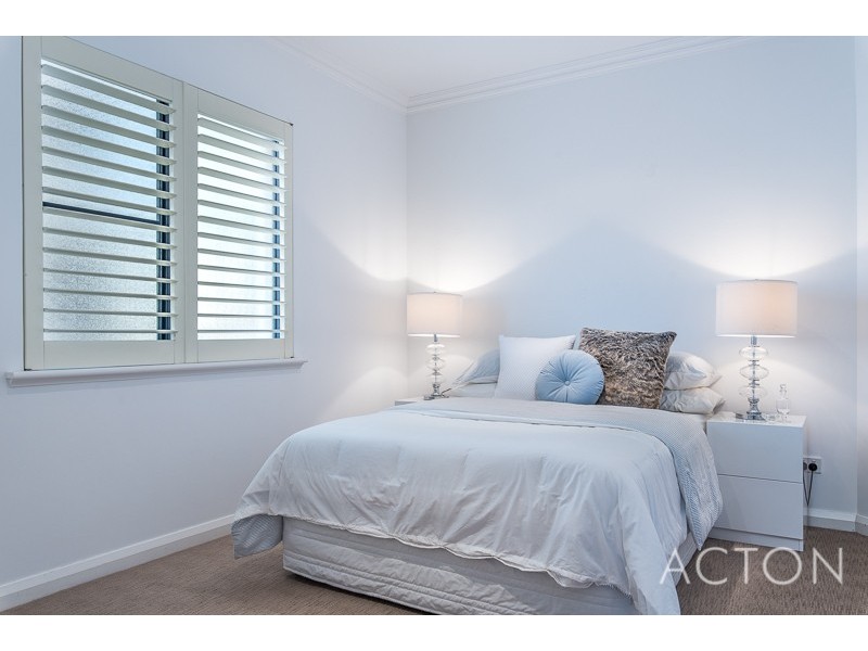 25B DUNKLEY AVENUE, Applecross WA 6153