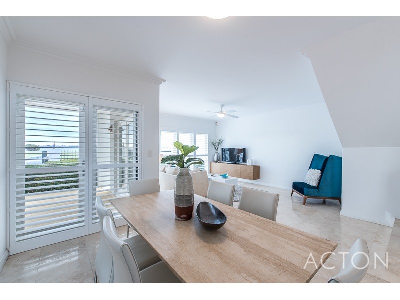 25B DUNKLEY AVENUE, Applecross WA 6153