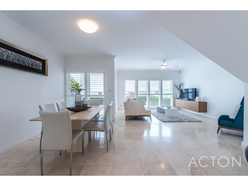 25B DUNKLEY AVENUE, Applecross WA 6153