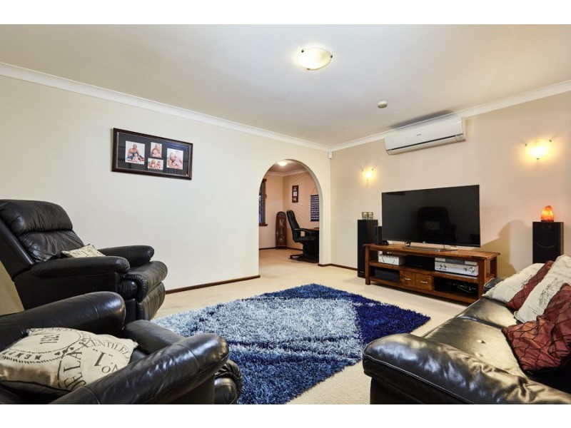 9 Ashbourne Way, Hamilton Hill WA 6163