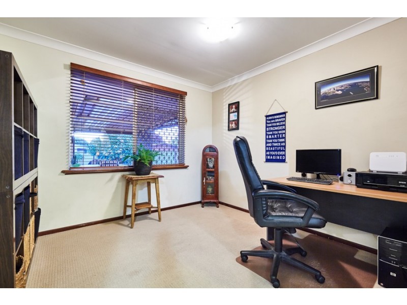 9 Ashbourne Way, Hamilton Hill WA 6163