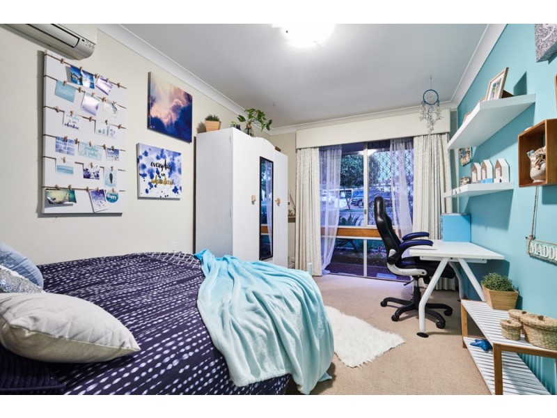 9 Ashbourne Way, Hamilton Hill WA 6163