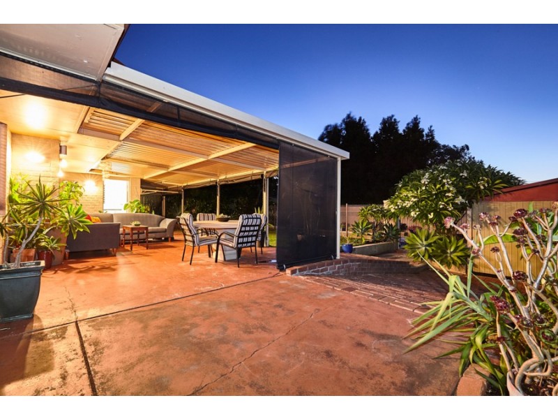 9 Ashbourne Way, Hamilton Hill WA 6163