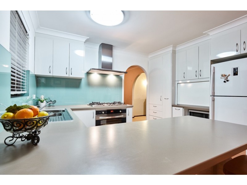 9 Ashbourne Way, Hamilton Hill WA 6163