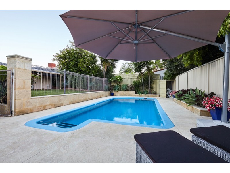 9 Ashbourne Way, Hamilton Hill WA 6163