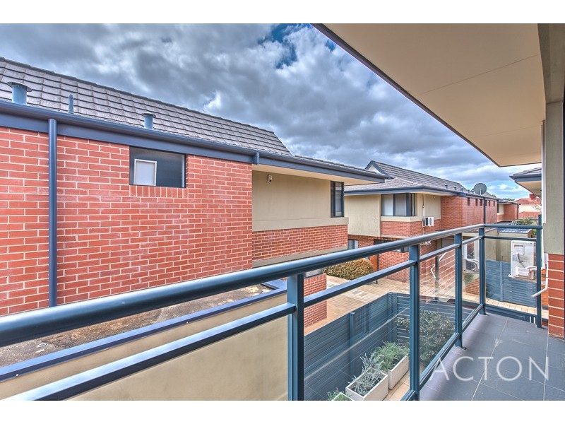 4/13-17 Groves Avenue, Attadale WA 6156
