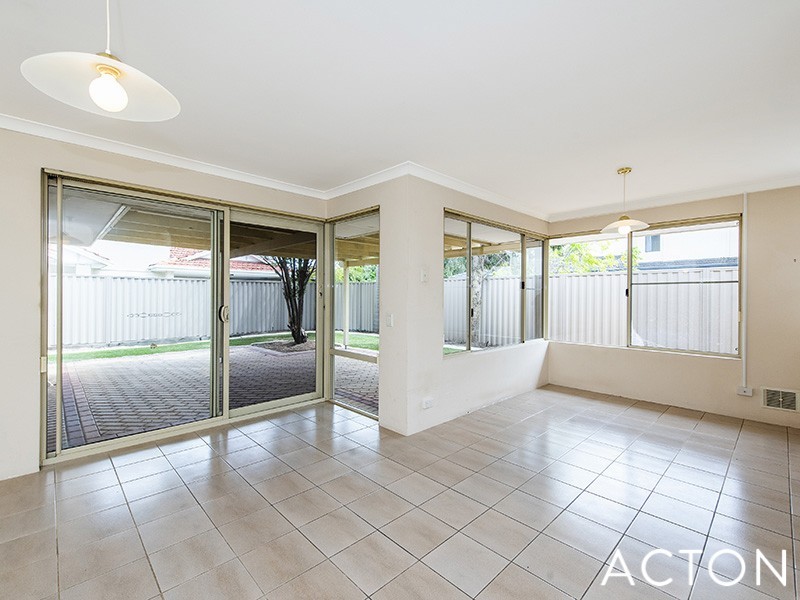 35 Tain Street, Applecross WA 6153