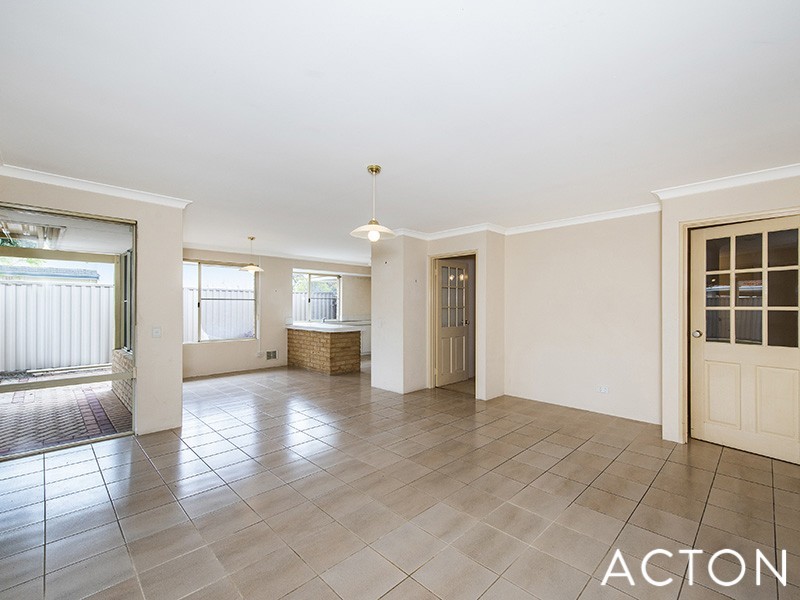 35 Tain Street, Applecross WA 6153
