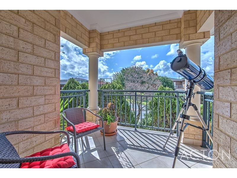 12 Lutey Road, Attadale WA 6156