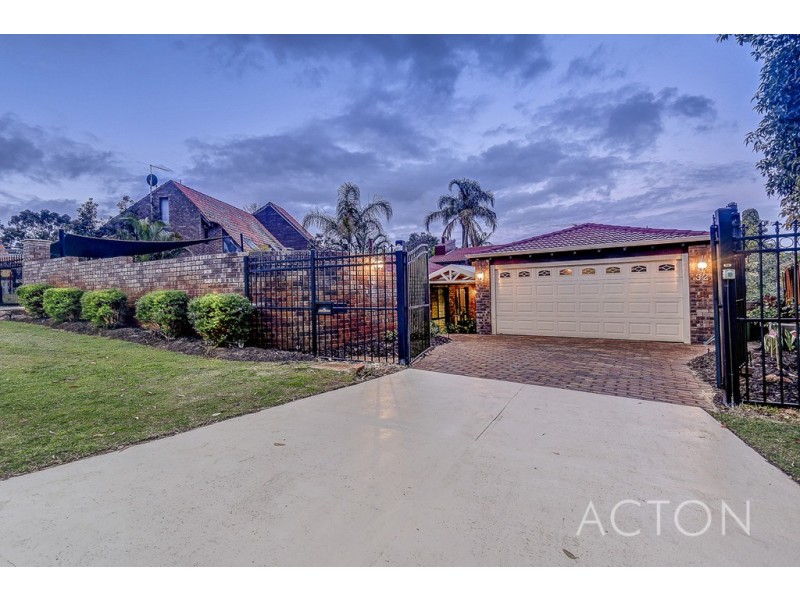 32 Stanbury Way, Booragoon WA 6154