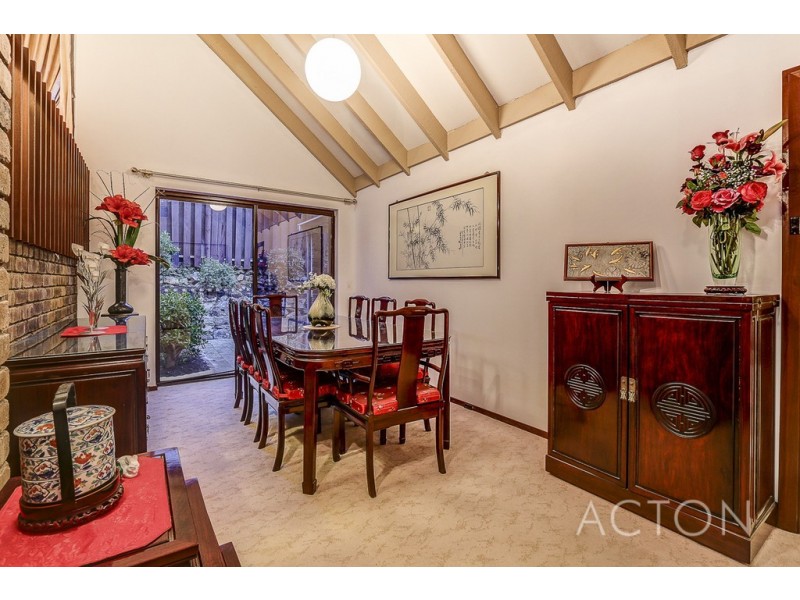 32 Stanbury Way, Booragoon WA 6154