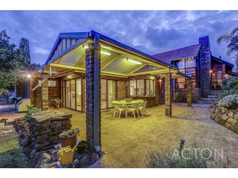 32 Stanbury Way, Booragoon WA 6154