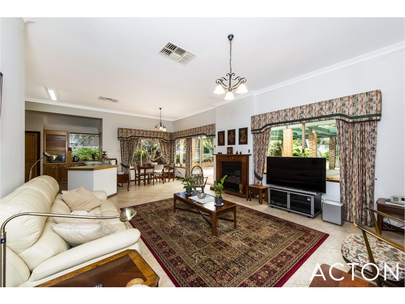 36 Alness Street, Applecross WA 6153