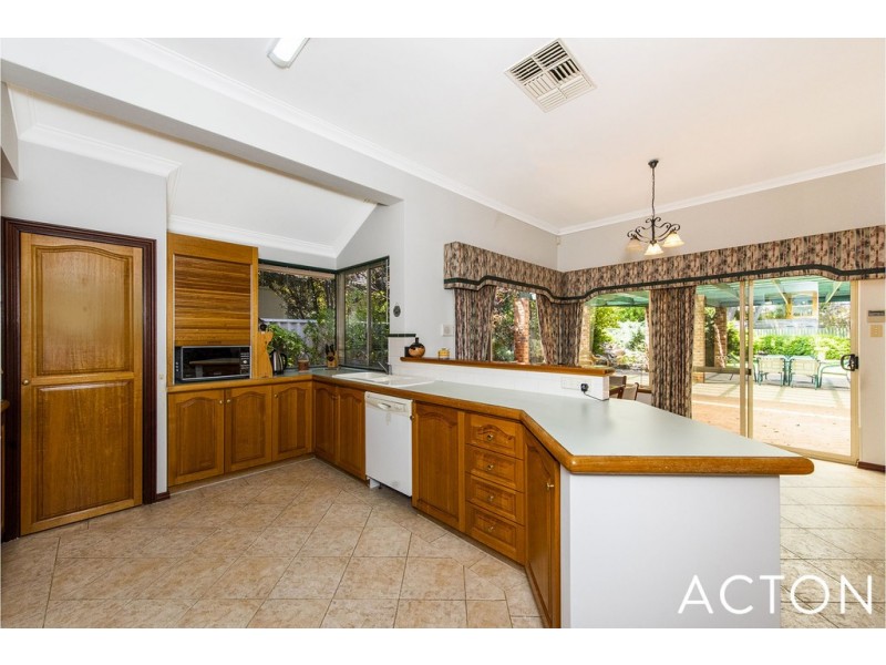 36 Alness Street, Applecross WA 6153