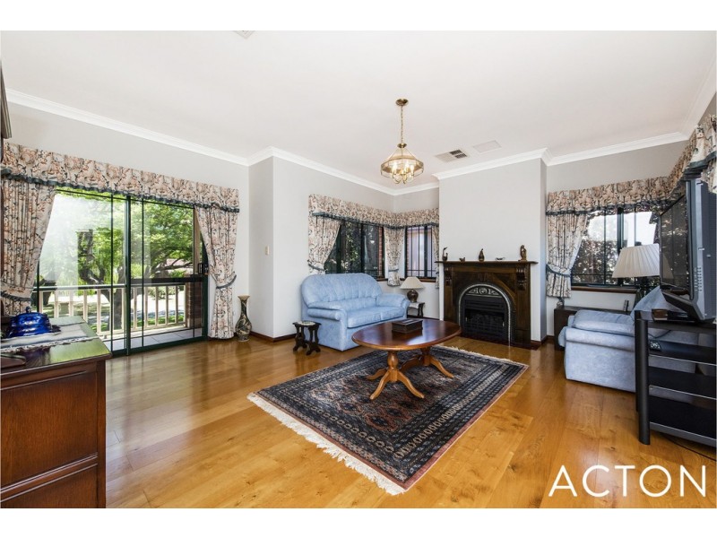 36 Alness Street, Applecross WA 6153