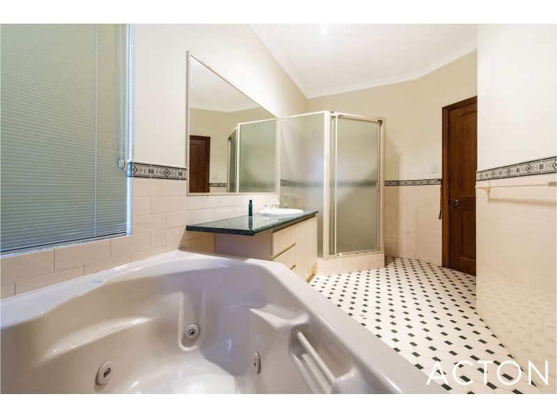 36 Alness Street, Applecross WA 6153