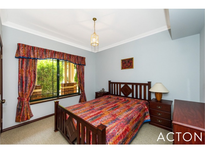 36 Alness Street, Applecross WA 6153
