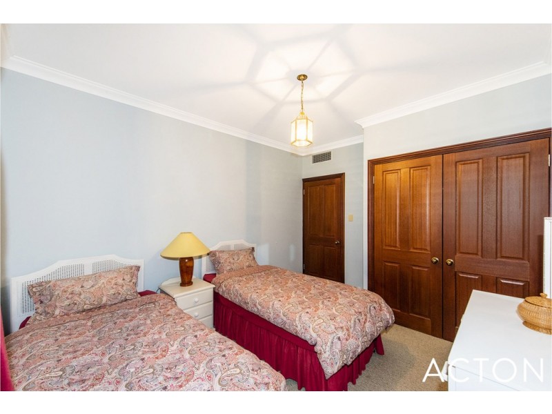 36 Alness Street, Applecross WA 6153